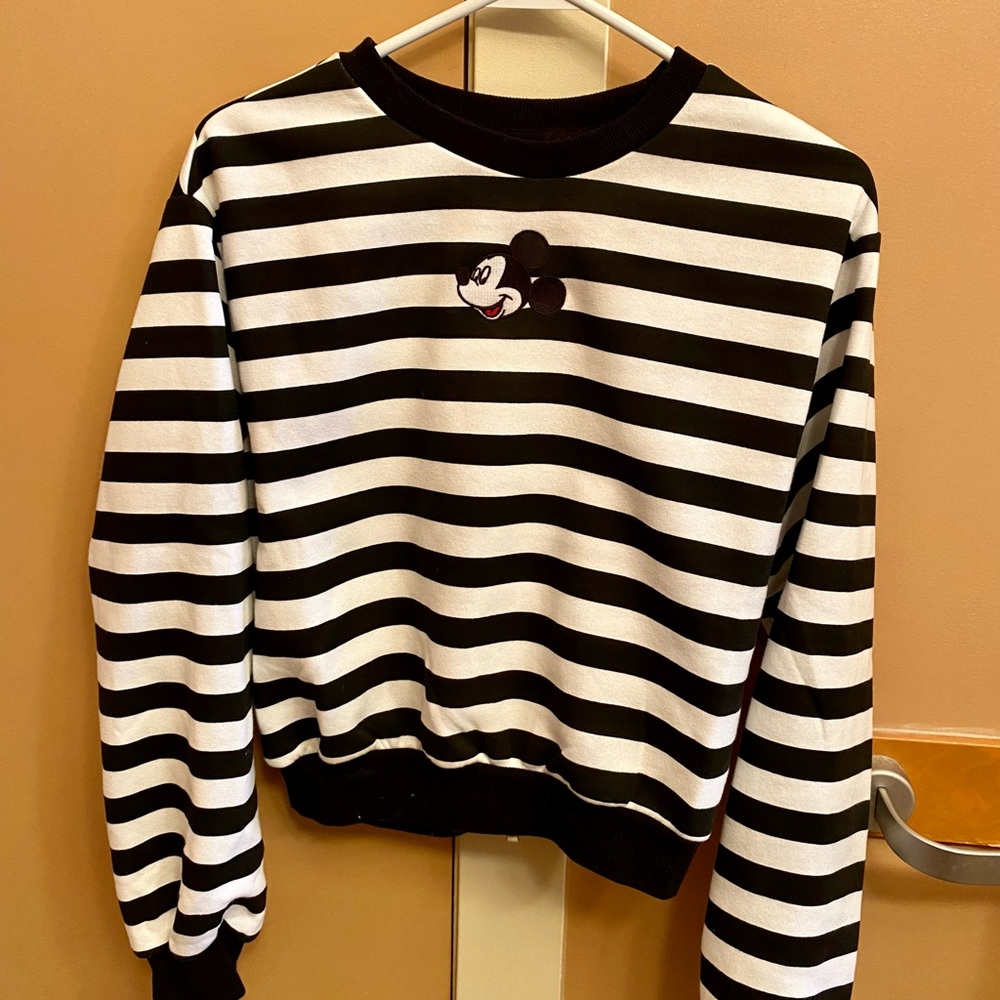Cropped H&M Mickey Mouse (Disney) Sweatshirt